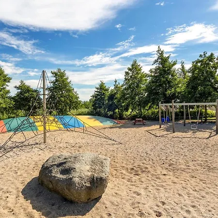 Beautiful In With Outdoor Swimming Pool Semesterbostad